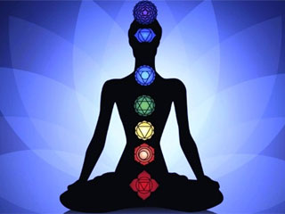 शरीर के 7 चक्र क्या हैं, सेहत पर पड़ता है उनका क्या असर! जानिए