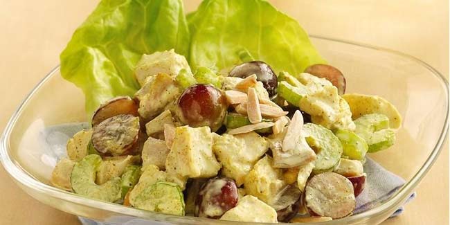 Learn how to make delicious curry chicken salad with grapes at home 