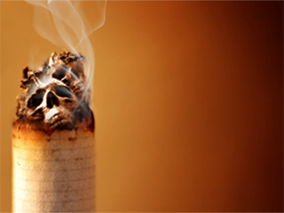 जानें कैसे बीते 50 सालों में अधिक जहरीला हो गया सिगरेट का कश 