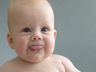 हर रोग से छुटकारा दिलाती है मुंह की लार, जानें कैसे?