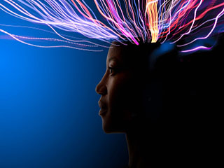 पुरूषों से ज्‍यादा सक्रिय होता है महिलाओं को दिमाग!