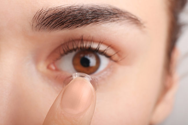 Your Contact Lenses Can Make You Blind Know How