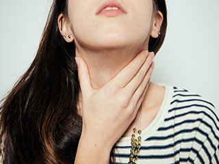 Effective natural remedies for throat pain