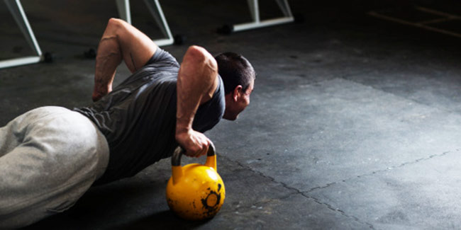 Follow these 4 practices to avoid injuries and infections at the gym