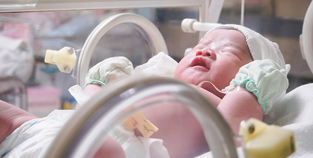 premature baby care in hindi