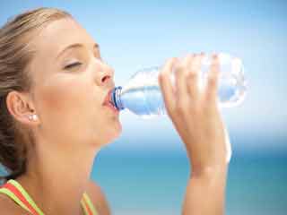 गर्मियों में पानी की कमी को पूरा करती हैं ये चीजें, जानें