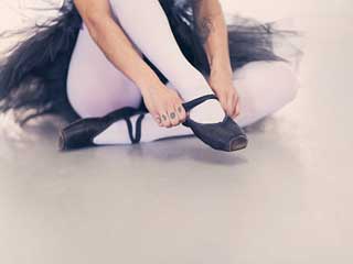 लड़कियों का ये राज खोलता है उनका सैंडिल पहनने का स्टाइल