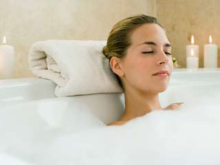 सर्दियों में आपको हेल्‍दी और रोगमुक्‍त रखेंगे ये 8 ईज़ी टिप्‍स