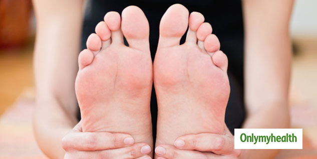 3 Everyday Stretches for Your Feet — PodiatryCare, P.C. and the Heel Pain  Center