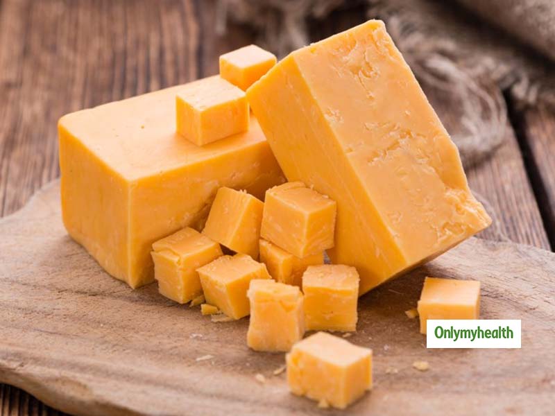 National Cheese Day: चीज़ खाना सेहत के लिए है फायदेमंद, हड्डियों और दांतों को मिलती है मजबूती