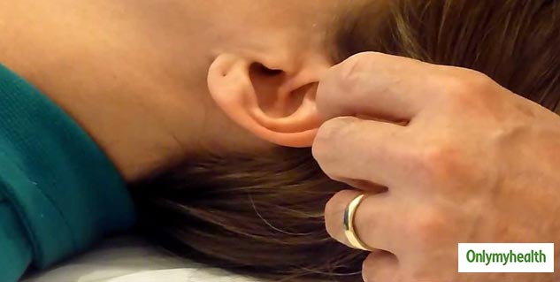 Ear Massage 