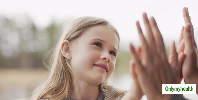 praising child