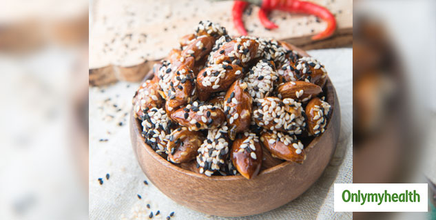 caramelized sesame smoked almonds
