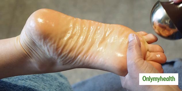 Kansa Vatki an Ayurvedic Foot Massage