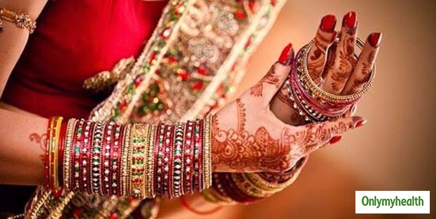 wear jewelry 