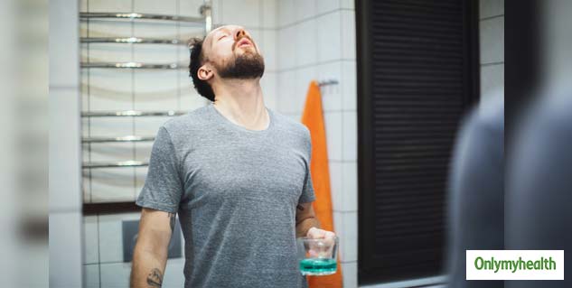 insidesusingmouthwash
