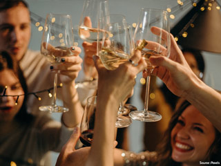 एल्कोहल पीने से महिला और पुरुष की फर्टिलिटी (बच्चे पैदा करने की क्षमता) पर क्या असर पड़ता है? जानें डॉक्टर से 