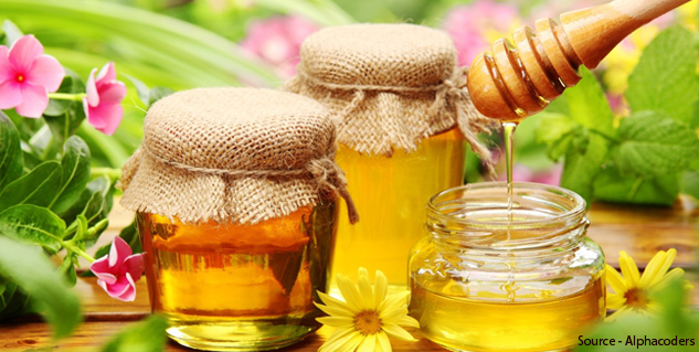 Honey-in-Monsoon-As-Per-Ayurveda