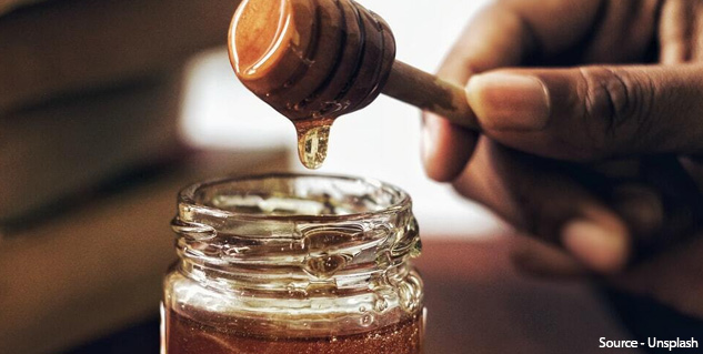 Honey-in-Monsoon-As-Per-Ayurveda