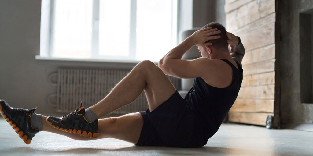 mistakes to avoid while doing crunches exercise in hindi क्रंचेज करते समय ज्यादातर लोग करते