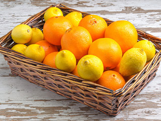 इन 5 समस्याओं में नहीं करना चाहिए नींबू का सेवन, सेहत को होता है नुकसान 