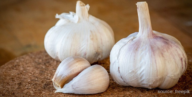 garlic to cure lump on neck