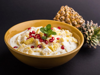 पाइनएप्पल (अनानास) का स्वादिष्ट रायता बनाने की आसान रेसिपी, जानें इसे खाने के 5 फायदे