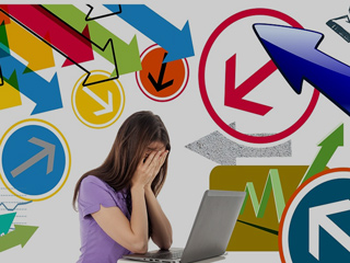 काम के बोझ से परेशान हैं? इन 4 तरीकों से कम करें अपने काम का प्रेशर, तनाव अपने आप हो जाएगा कम