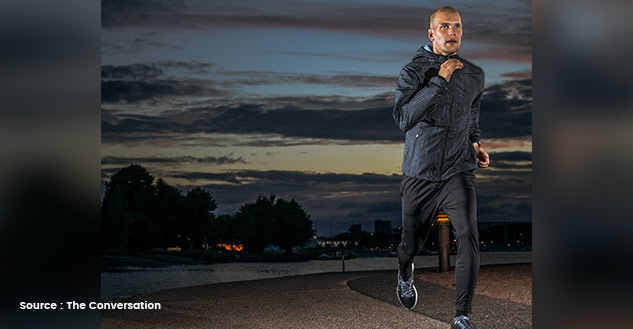 inside1nightJogging