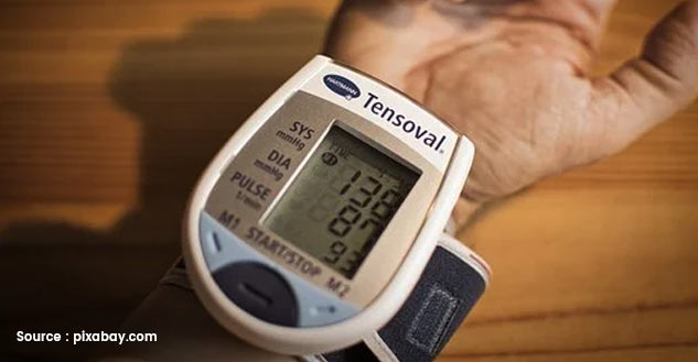 inside3_yogaforhighbp