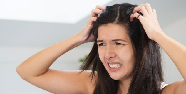 Wet Dandruff: Know Causes and Home Remedies for Wet Dandruff | OnlyMyHealth