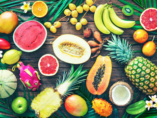 खाने के बाद कौन से फल खाएं और कौन से न खाएं?