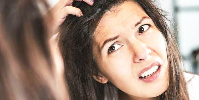 Coconut Milk For Hair Benefits Uses In Hindi ब ल पर न र यल क द ध लग न क फ यद और तर क