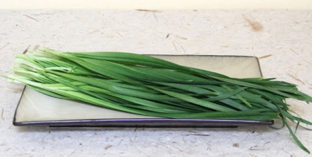 chives