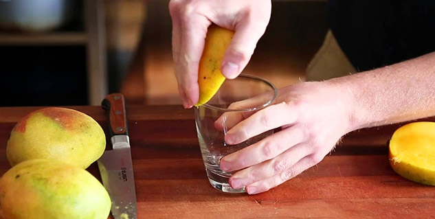 Foods-to-avoid-after-Eating-Mango