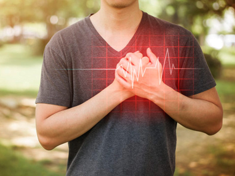 क्या रोजाना दिल की असामान्य धड़कन (पल्पिटेशन) महसूस होना नॉर्मल है? जानें डॉक्टर की राय 
