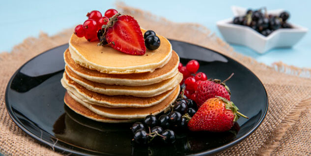 pancakes on holi