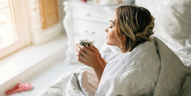 5 Bedtime Teas That Can Help You Sleep Peacefully Through The Night ...