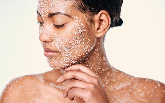 salt-scrub-vs-sugar-scrub