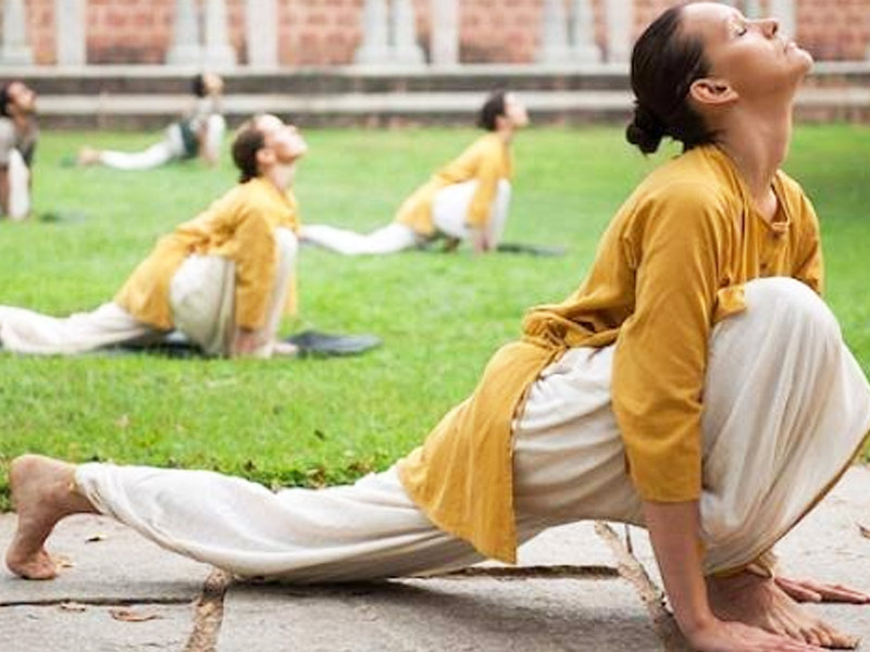 Health Benefits Of Traditional Yoga