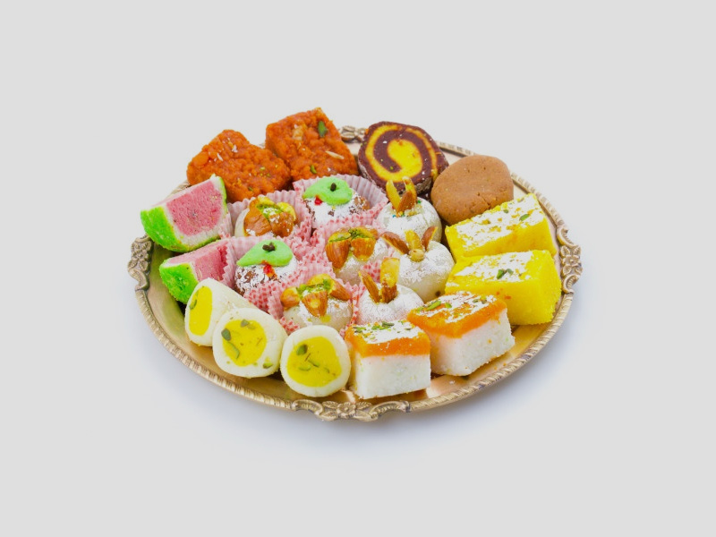 Diwali 2021: इस दिवाली मिठाई बनाने के लिए खोया या मावा की जगह इन 5 चीजों का करें इस्तेमाल