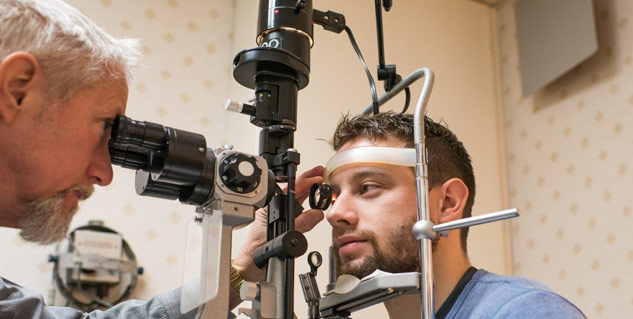 eye checkup for lazy eye