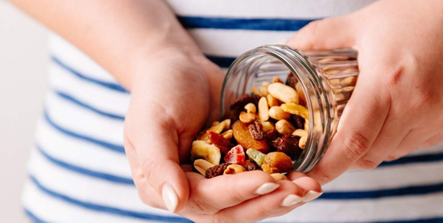 side-effects-of-excessive-eating-dry-fruits