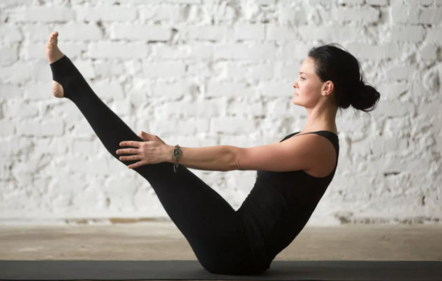 Probeer deze yoga asana's om je lichaam warm te houden deze winter