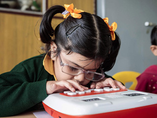 Childhood Blindness: भारत में बढ़ रही बच्चों में अंधेपन की समस्या, जानें क्या हैं इसके कारण