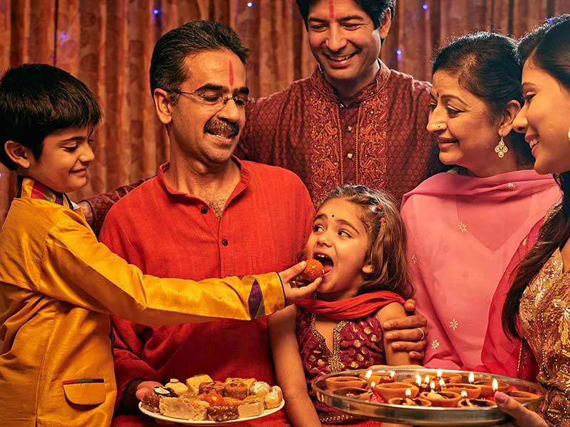 त्यौहारों और पार्टीज में न करें खाने की बर्बादी, हमेशा अपनाएं ये 5 ट‍िप्‍स