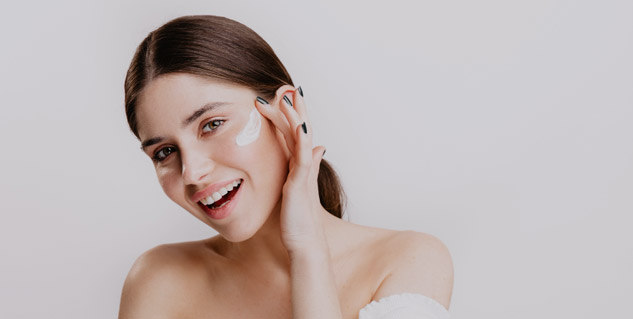 Difference-Between-Cleanser-Micellar-Water-And-Makeup-Remover