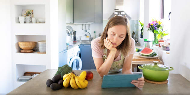 Tired-and-Sleepy-After-Meals-Causes-Prevention