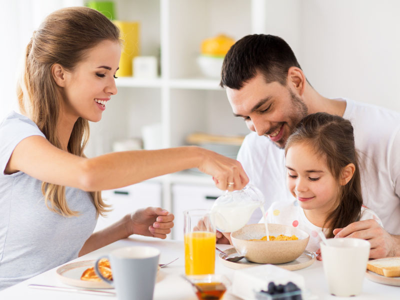 आयुर्वेद के अनुसार सुबह के नाश्ते के समय ये 5 गलतियां करने से सेहत पर पड़ता है बुरा असर