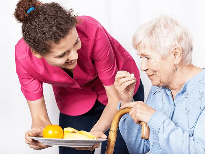 Malnutrition In Elderly: Causes And Prevention Tips